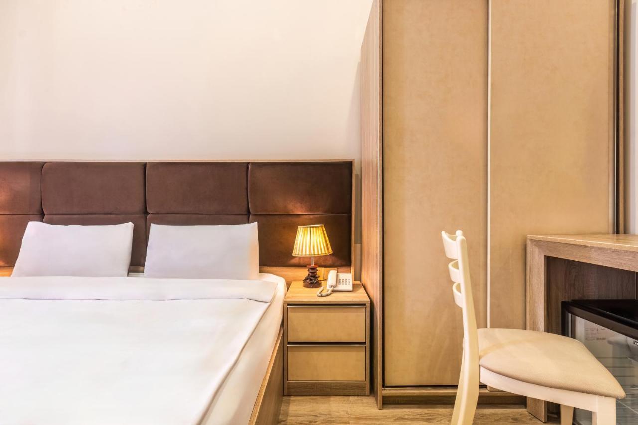 באקו Deluxe City Hotel מראה חיצוני תמונה