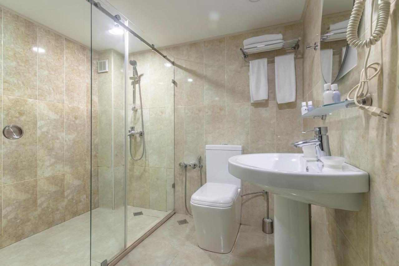 באקו Deluxe City Hotel מראה חיצוני תמונה