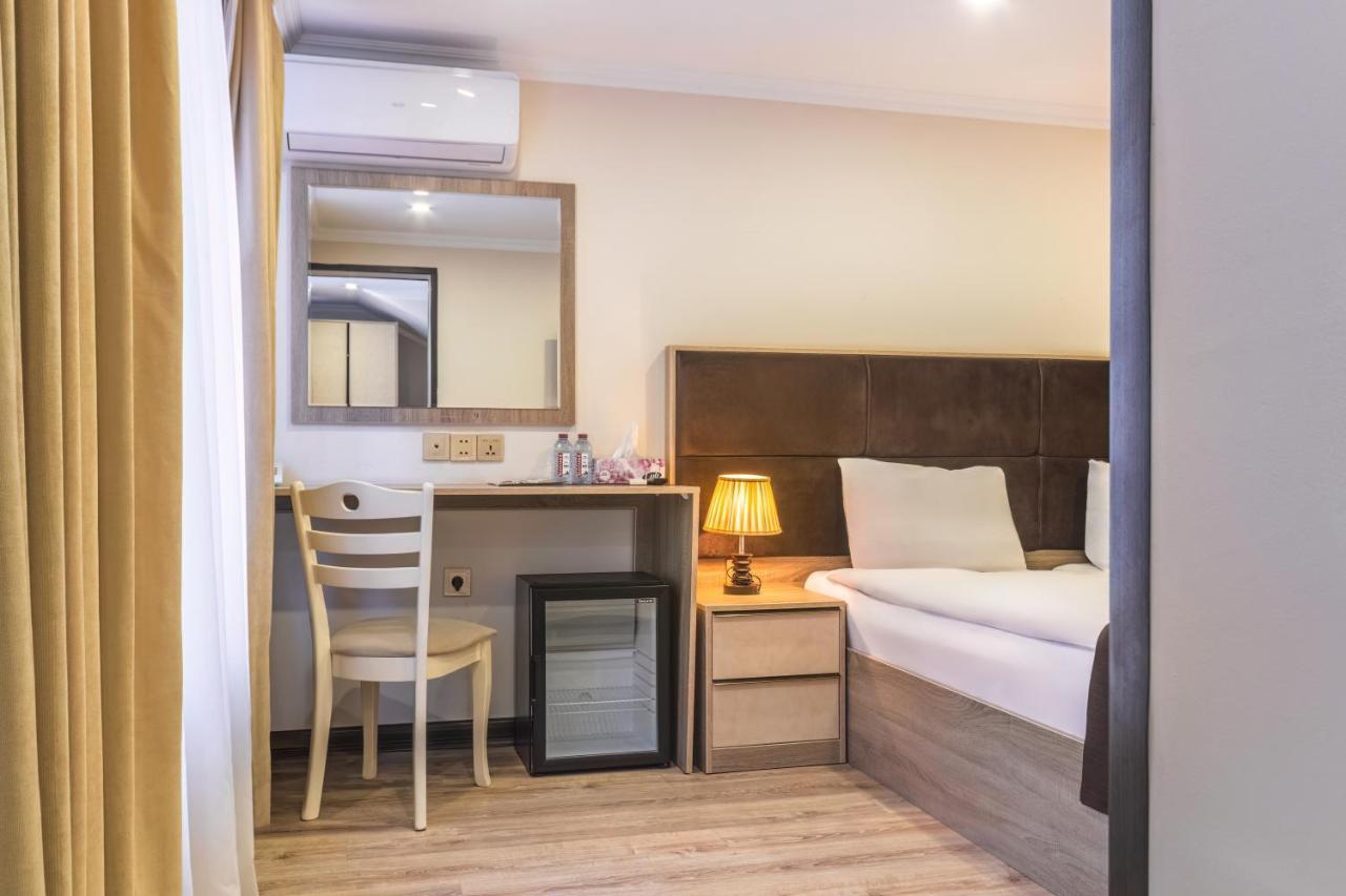 באקו Deluxe City Hotel מראה חיצוני תמונה