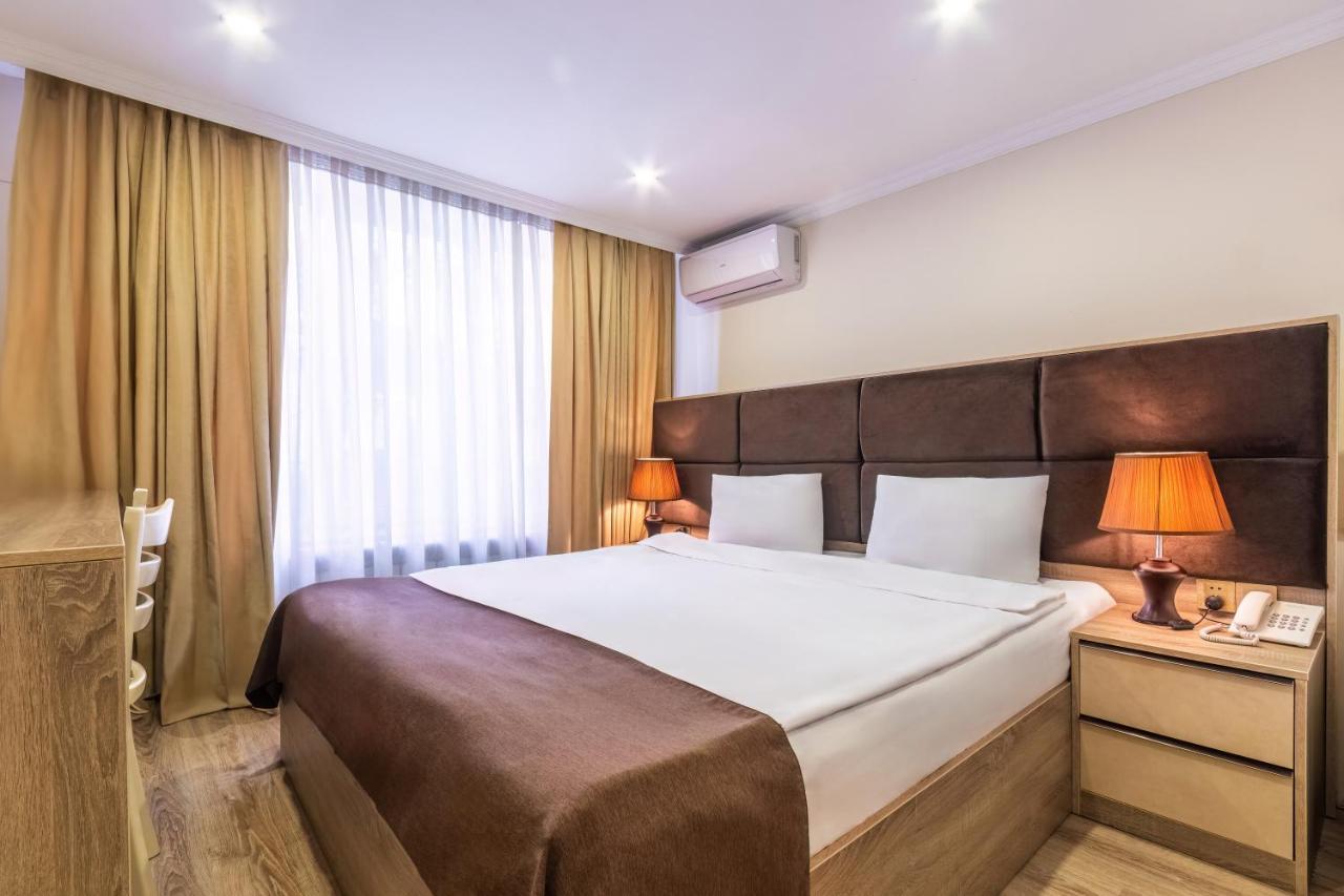 באקו Deluxe City Hotel מראה חיצוני תמונה